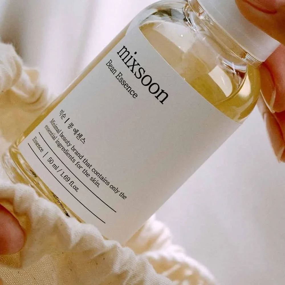 🌱 Mixsoon Bean Essence 2-in-1 50ml – Exfoliante y esencia iluminadora